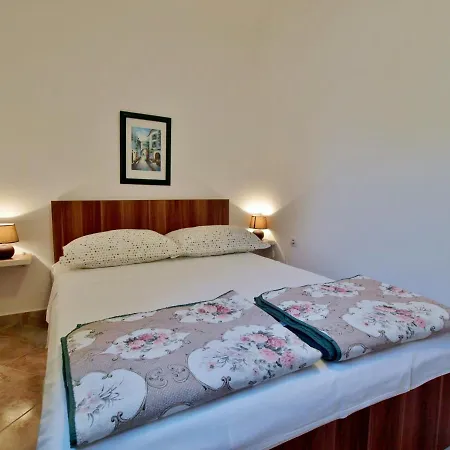 Apartman Rab 12616a *