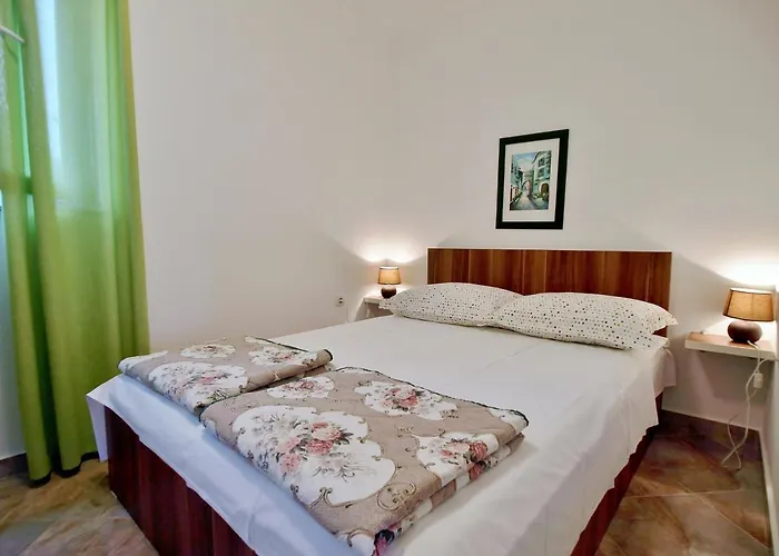 Apartman Rab 12616a Banjol
