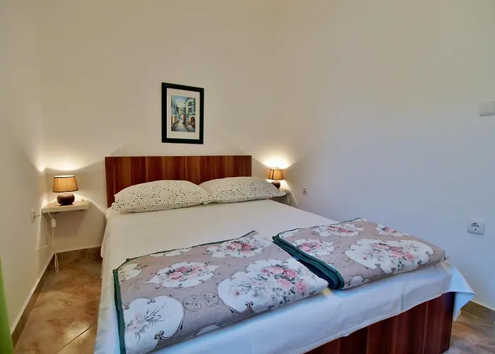 Apartman Rab 12616a *